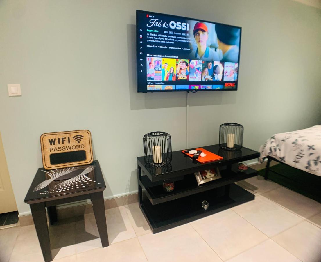 גוסאינוויל Appartement Cosy Proche Roissy Cdg Asterix Disneyland Paris מראה חיצוני תמונה